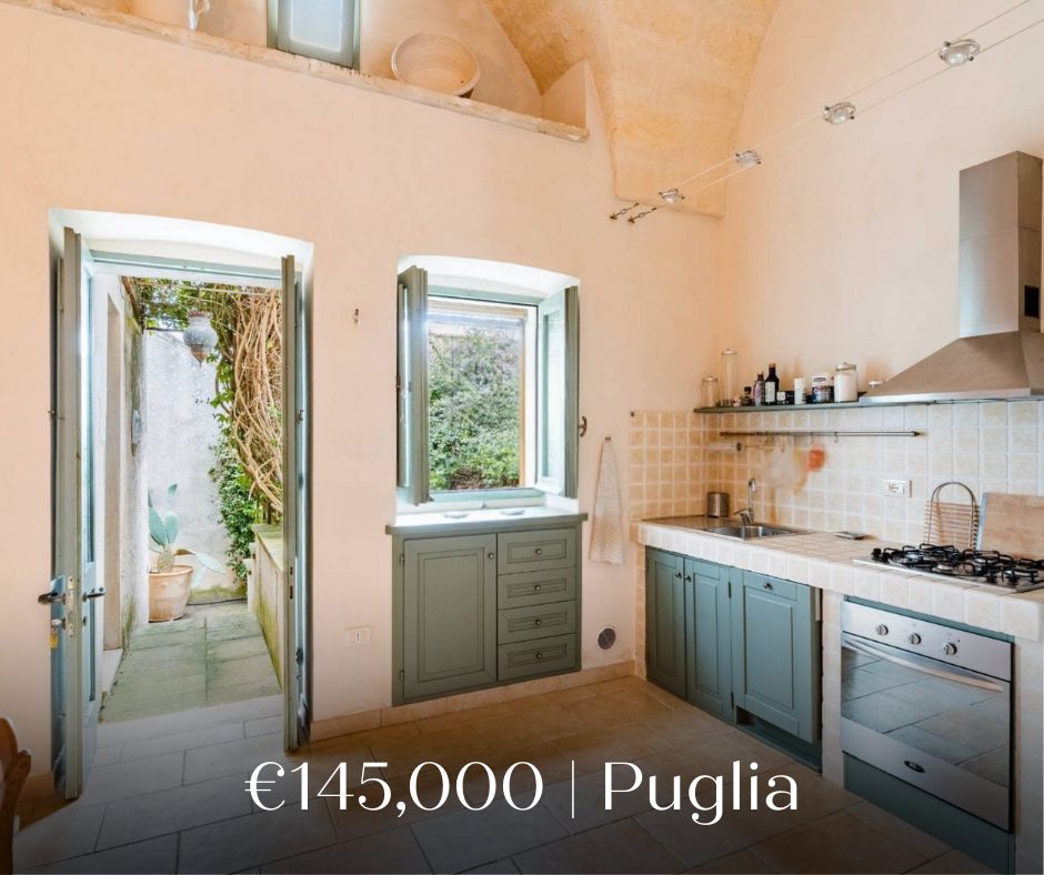 Tranquil Retreat with Garden and Rooftop Views in Salento