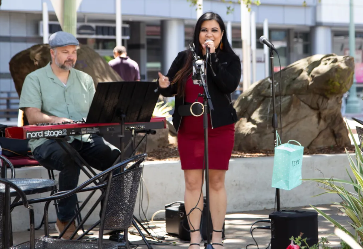 Music Al Fresco: There’s A New Sound in The Town