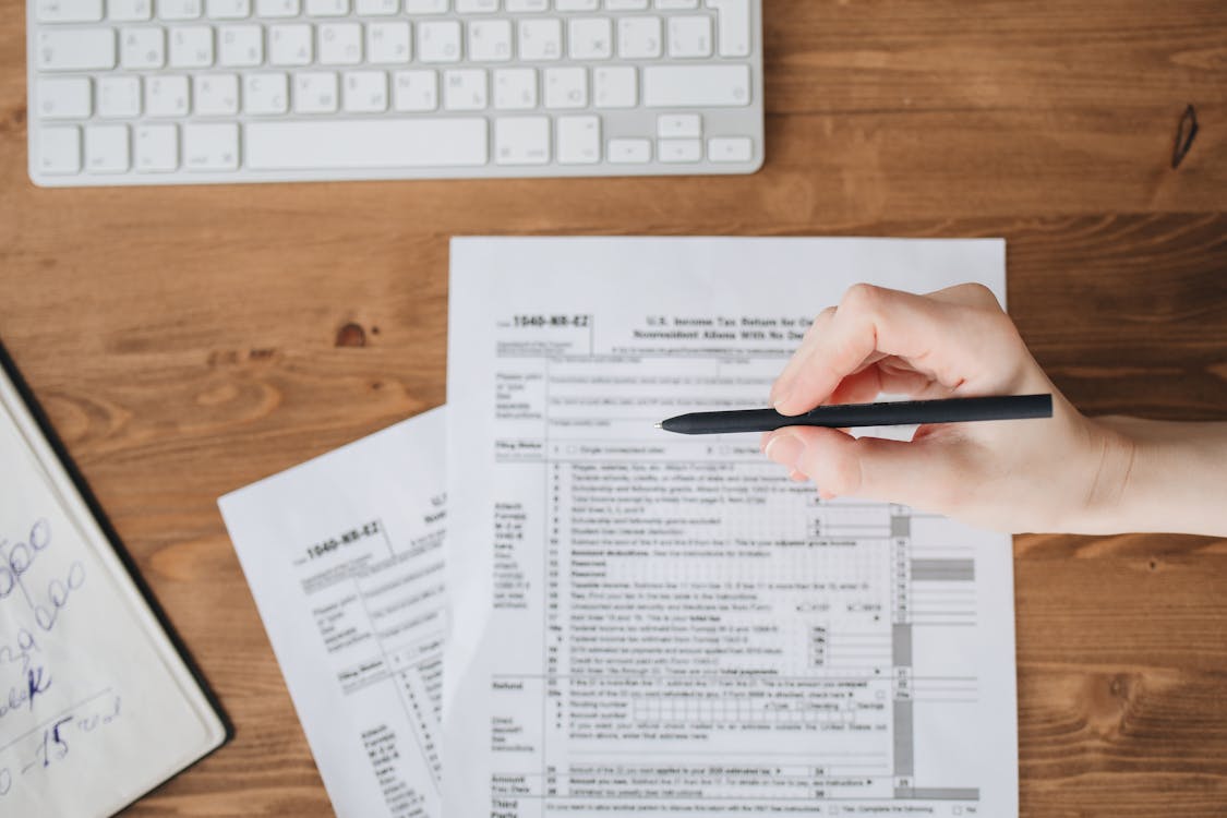 Don't Gamble with Tax Deductions for Your Side Hustle