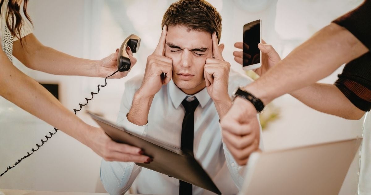 5 Ways to Manage Your Team's Expectations About Your Contract Review