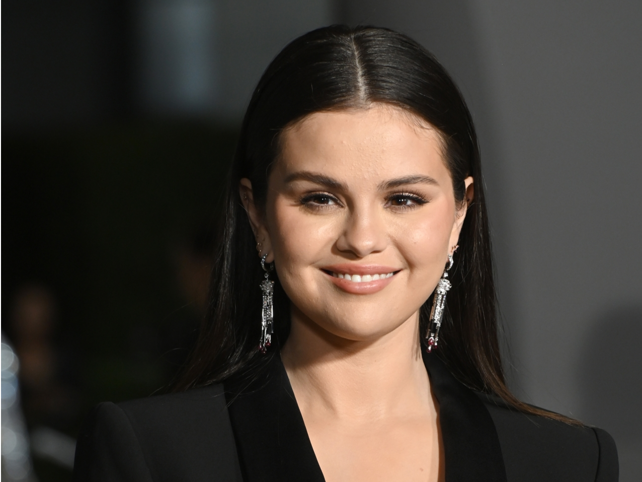 Selena Gomez Sparks Debate After Watching Knicks Game During Beyoncé Concert