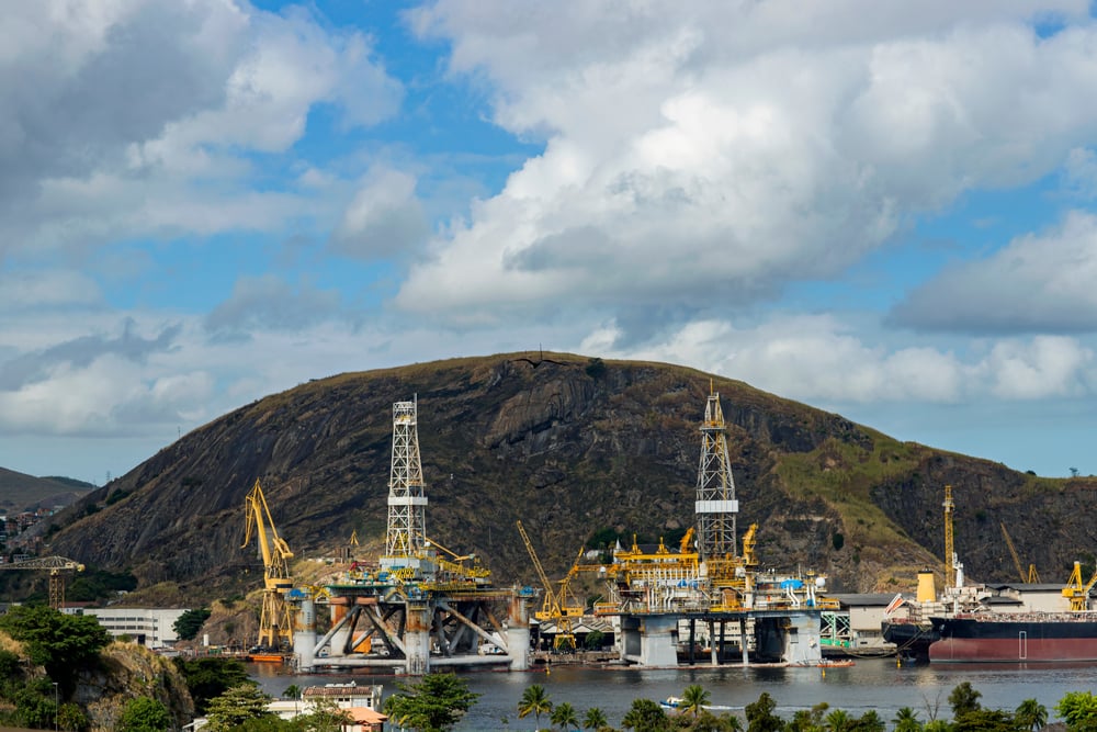 🐌 Slowing, not sinking