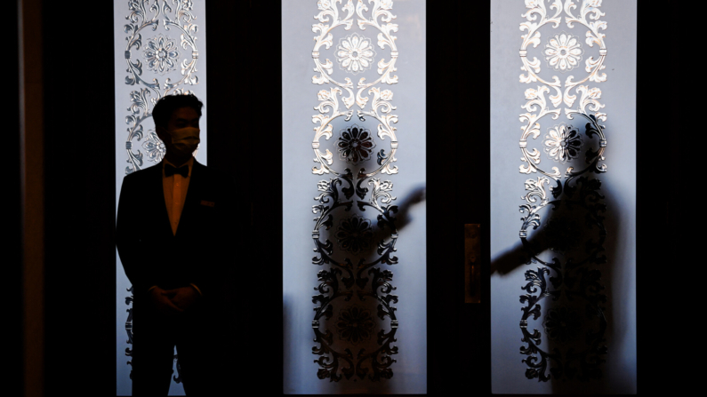 Nos bastidores do PCCh, um Xi Jinping enfraquecido