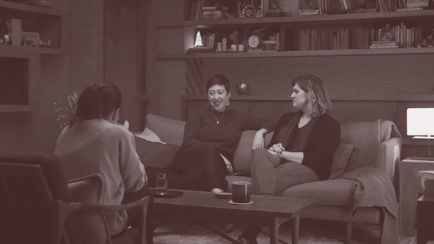 The Mirror Box Illusion Method