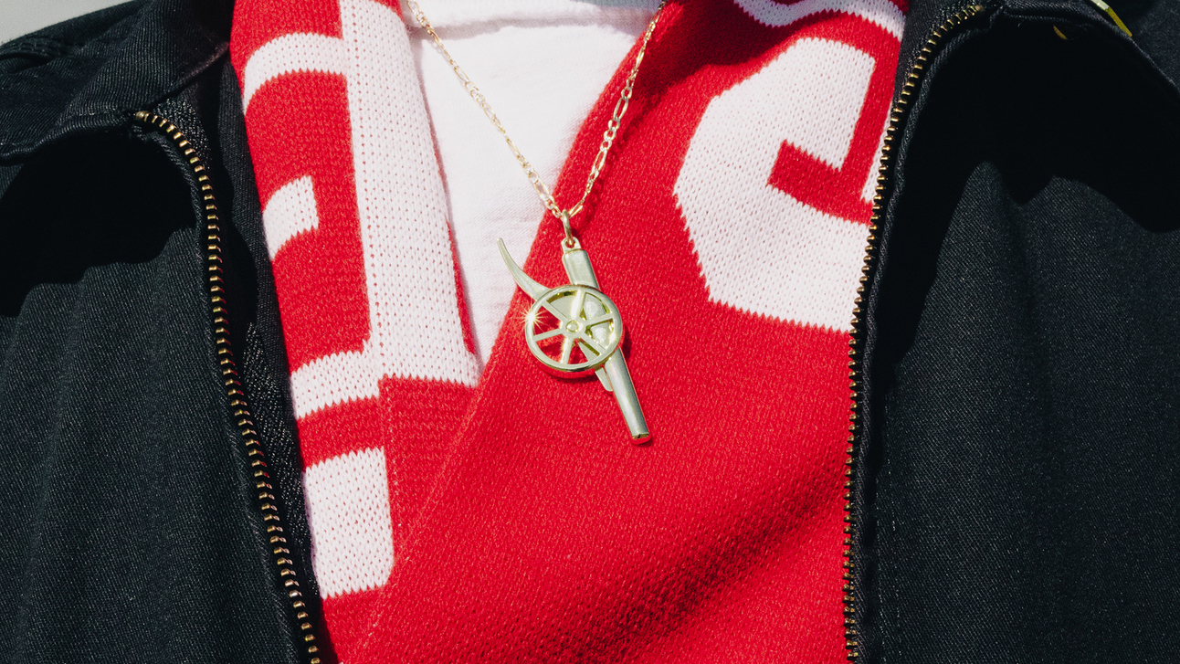 Cannons Up! How one of our own helped launch Arsenal's new home kit