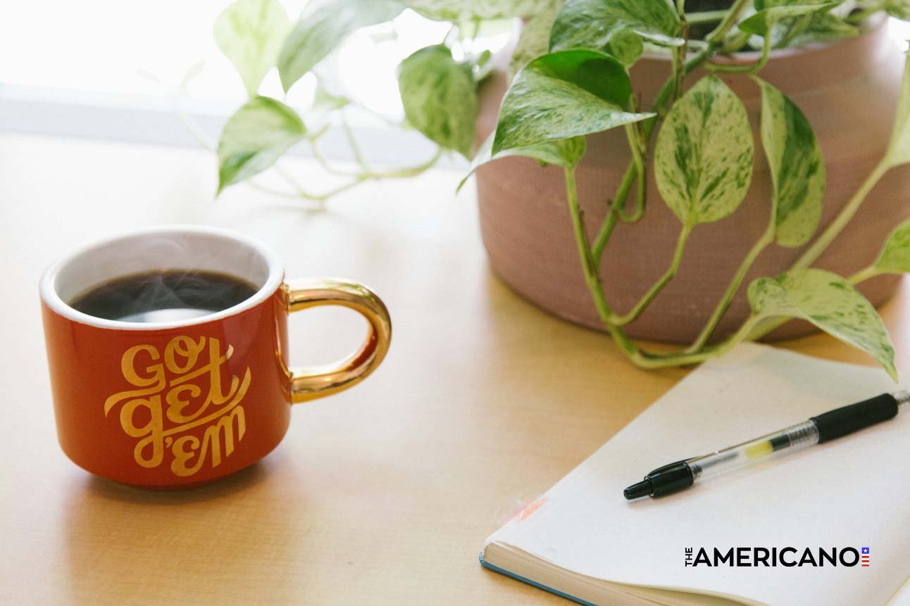 Scaling from Side Hustle to Full-Time Income in the Creator Economy