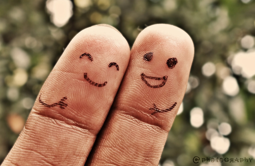 Move Your Face And Make Friends