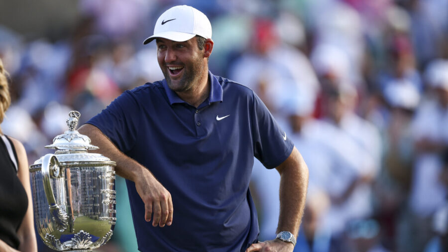 Breakfast Ball #71: Scottie Continues his Ascension to Greatness