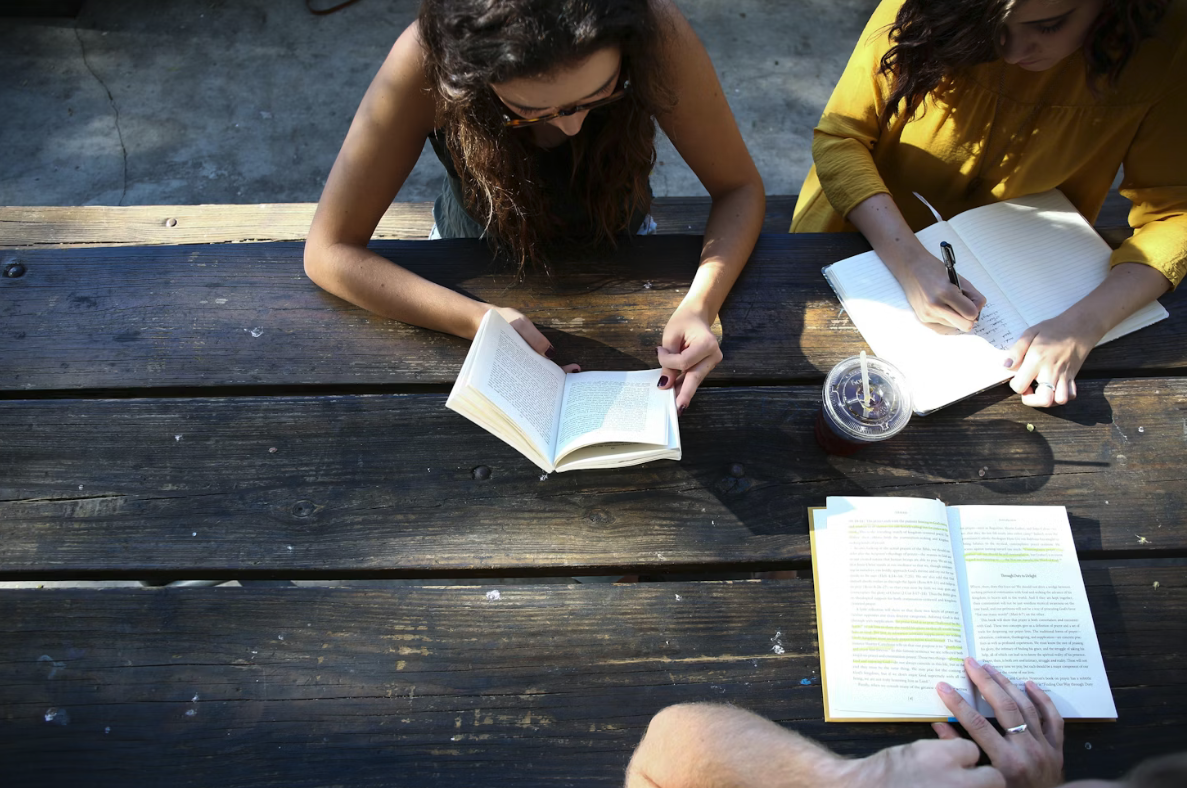 Do Book Clubs Still Exist? 