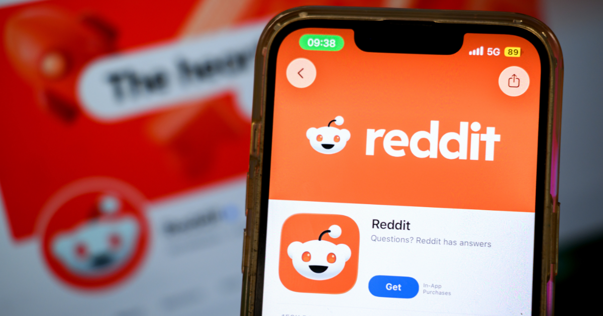 ⚫️ Corruption and gambling