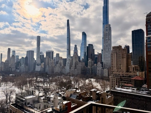 NYC Real Estate Market Report: February 2026 Weekly Data & Trends