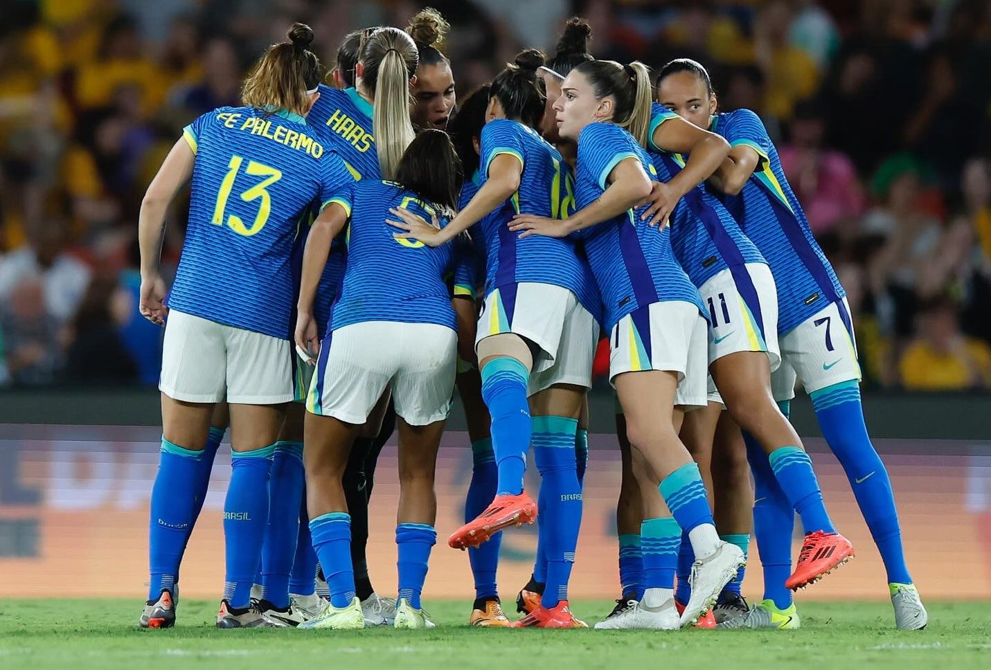 Globo oferece relatório gratuito de tendências do futebol feminino