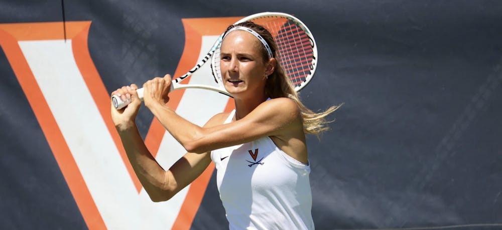 A Look at Top 5 Women's College Tennis Teams