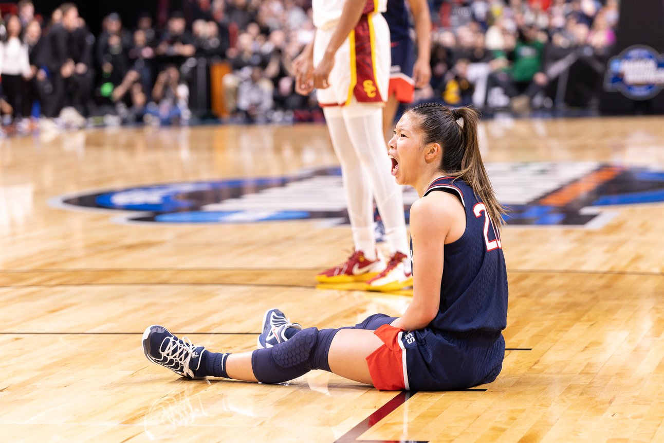 Kaitlyn Chen helps lift UConn to Tampa for her "first and last Final Four"