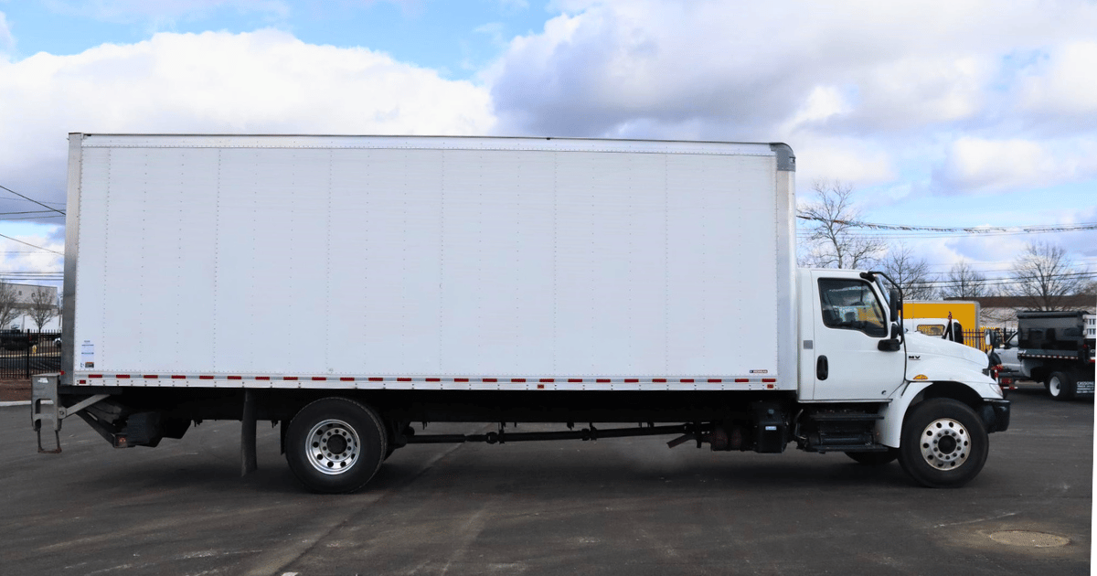 16 ft vs 26 ft Box Truck: What Actually Works in the Field