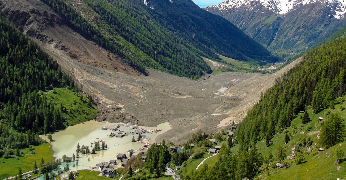 148 -  Blatten's glacier collapse