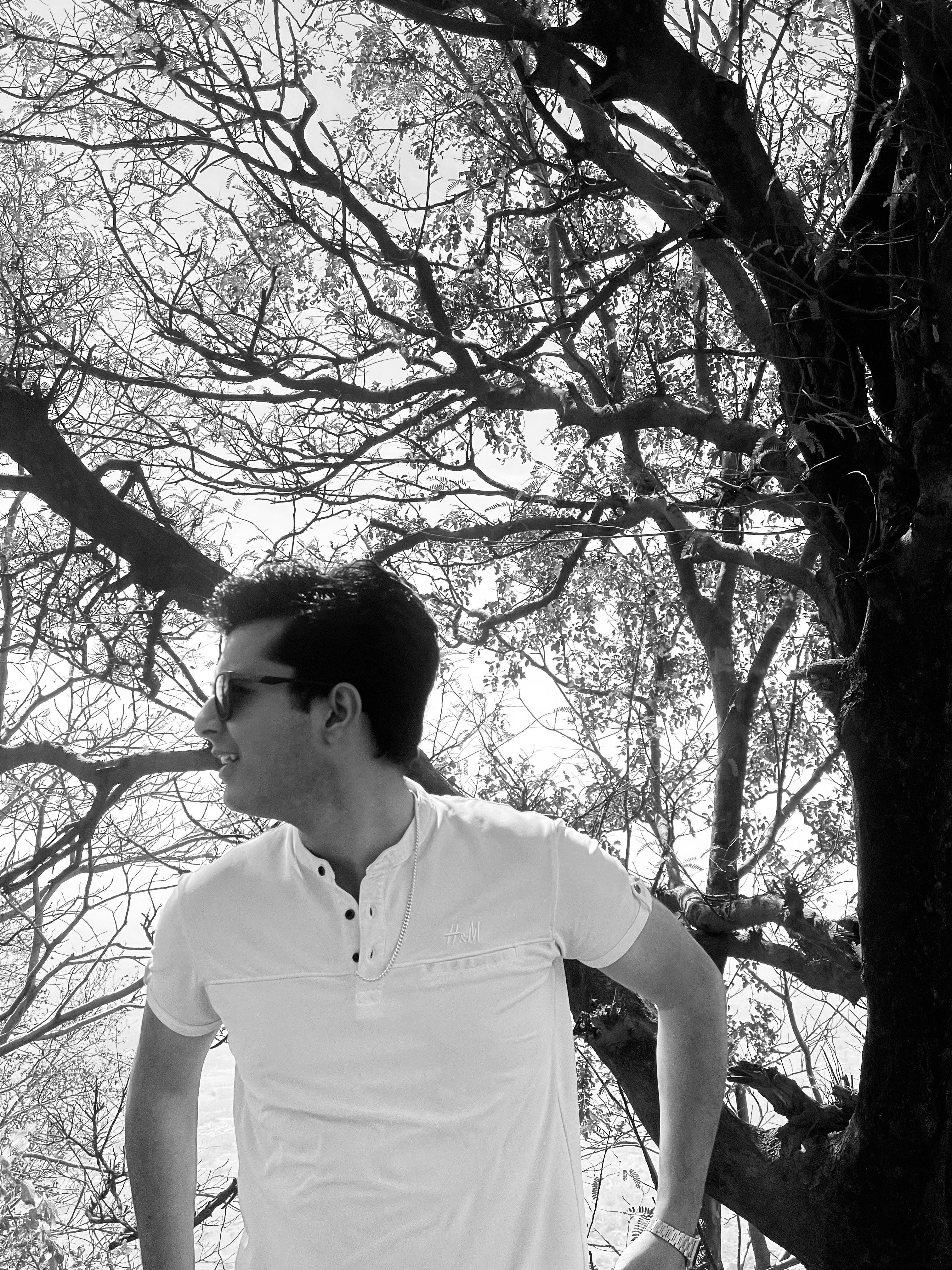 The Persistence of love in a temporary world