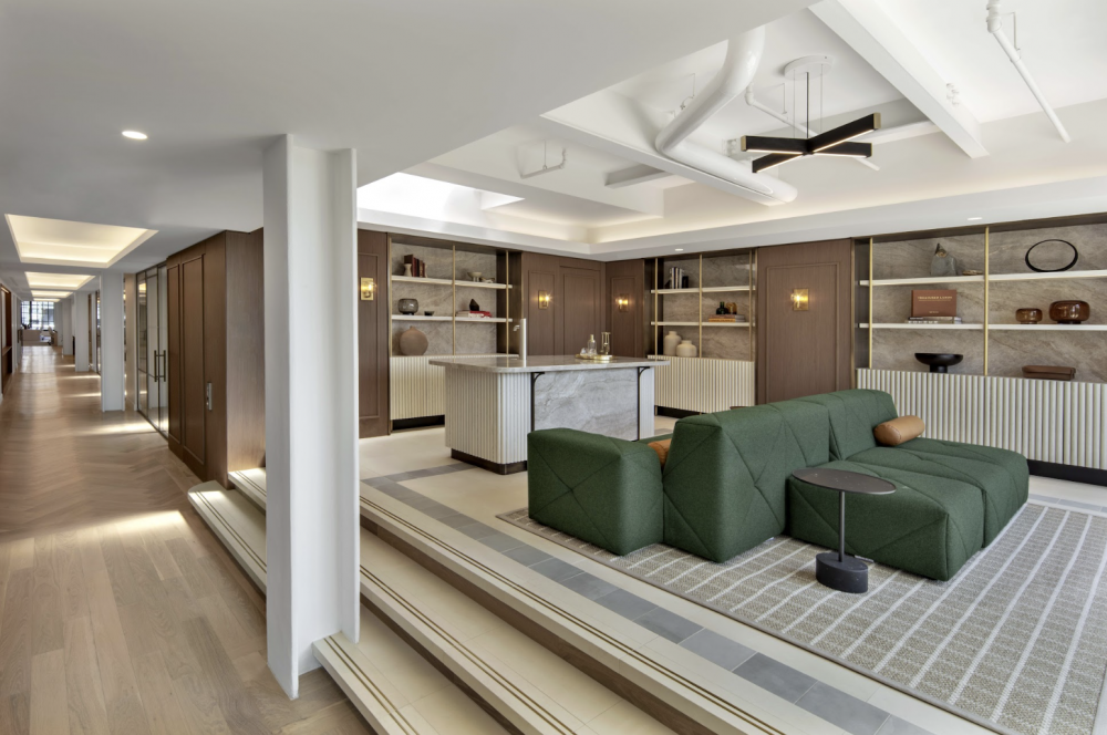 Redefining Productivity: The Office’s Evolving Role in a Hybrid World