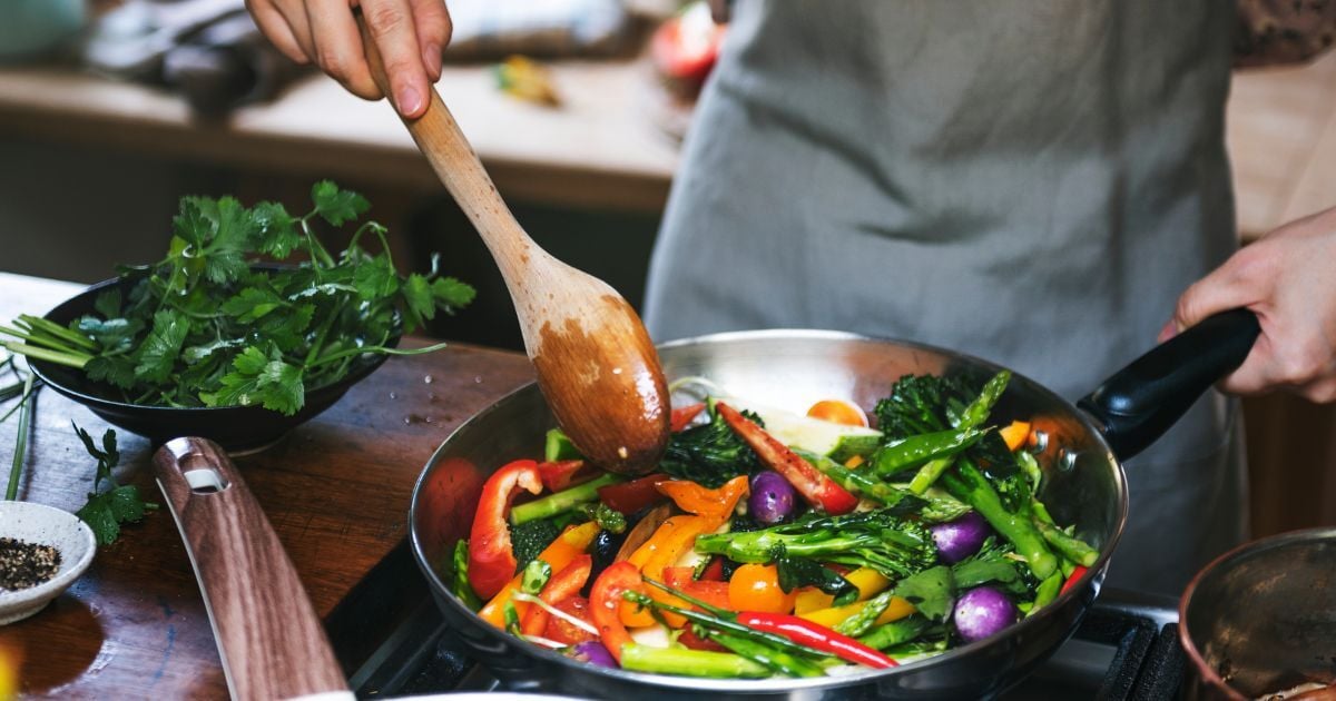 Plant-Forward Eating Patterns Linked to Lower Kidney Disease Risk