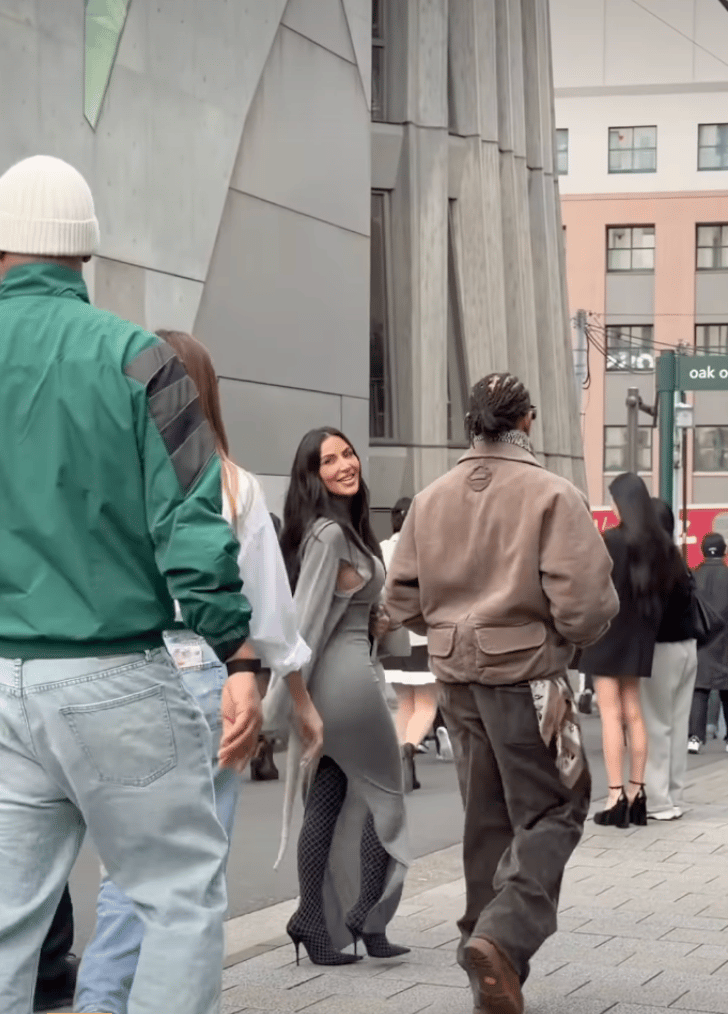 VIDEO: Kim Kardashian and Lewis Hamilton spotted in Tokyo getting it on