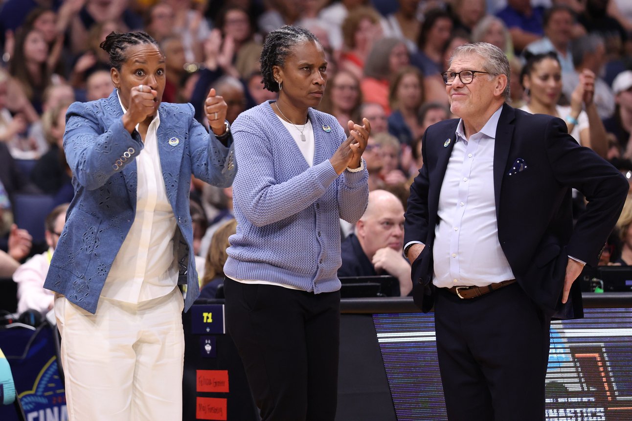 Recruiting: UConn reportedly after Wisconsin transfer Serah Williams