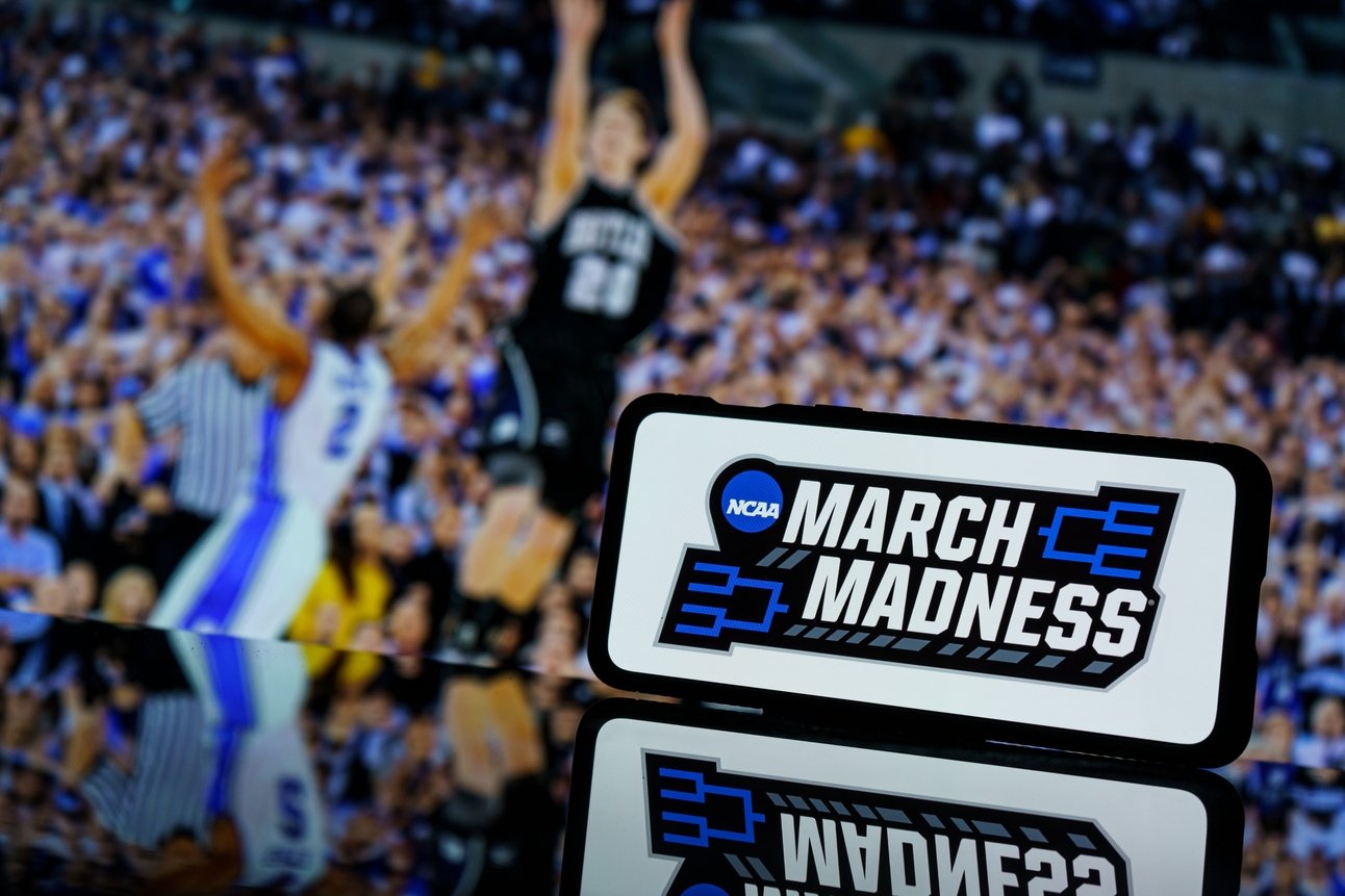 Here's how much NCAA Tournament teams spent on Men's and Women's basketball