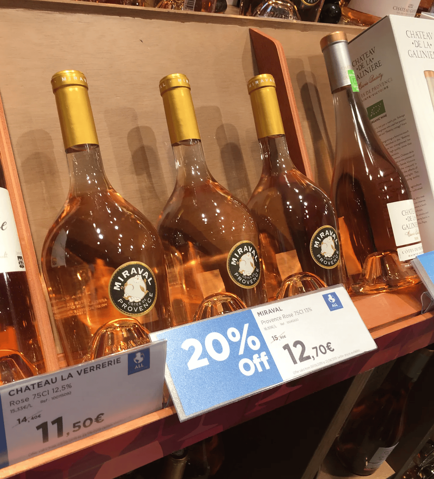 Wine & Celebrities, Camels Smuggling Booze, Top Kosher Wines, and much more...