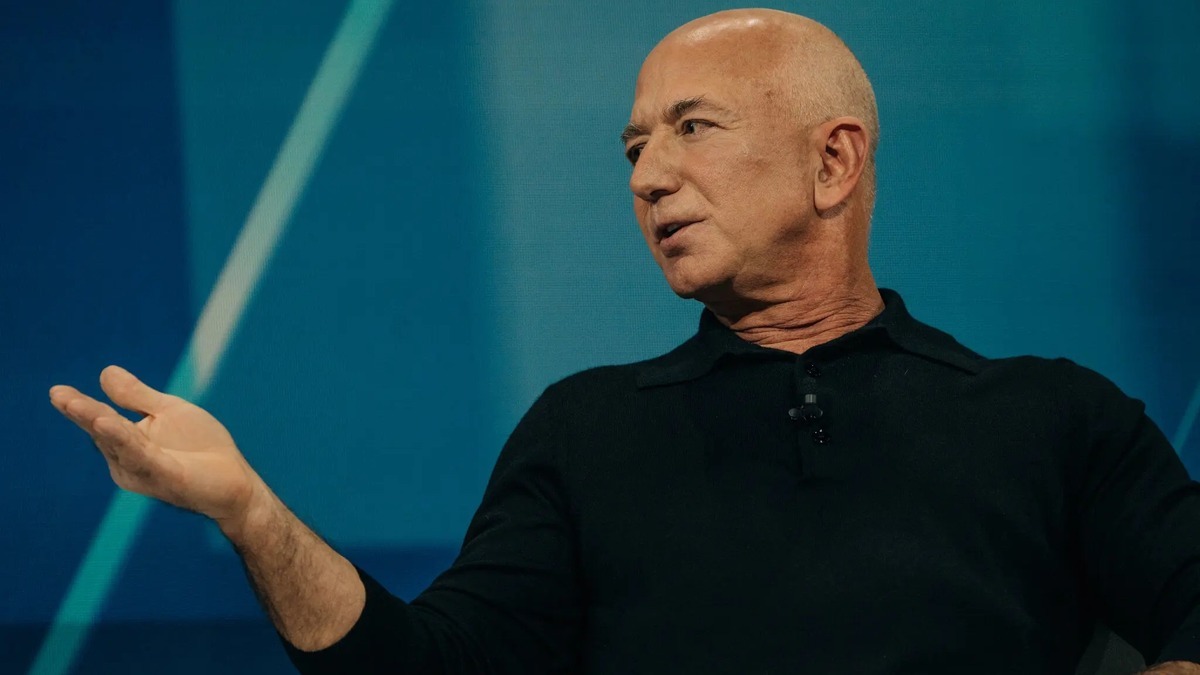 🧑‍🚀 Bezos’ $6.2B AI Bet, EU Rule Shift & Anthropic Model Flaws