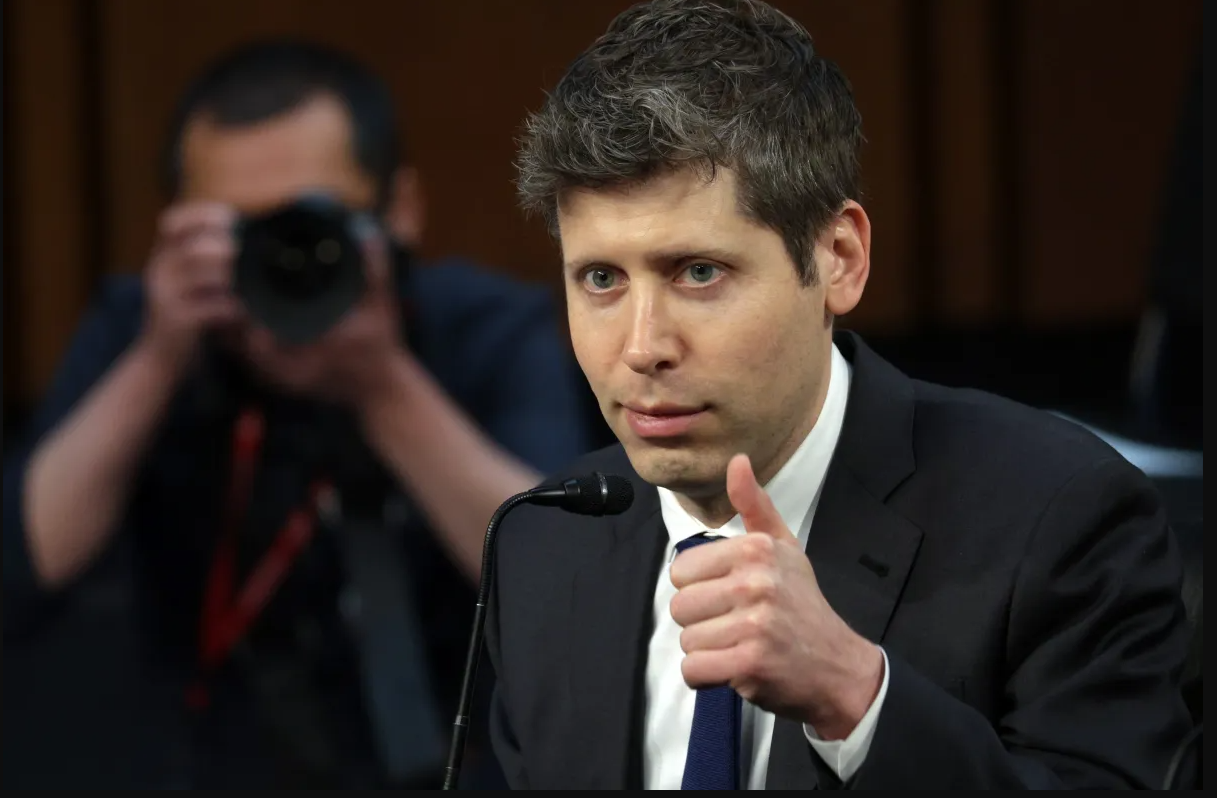 ChatGPT Becomes a Mobile Giant