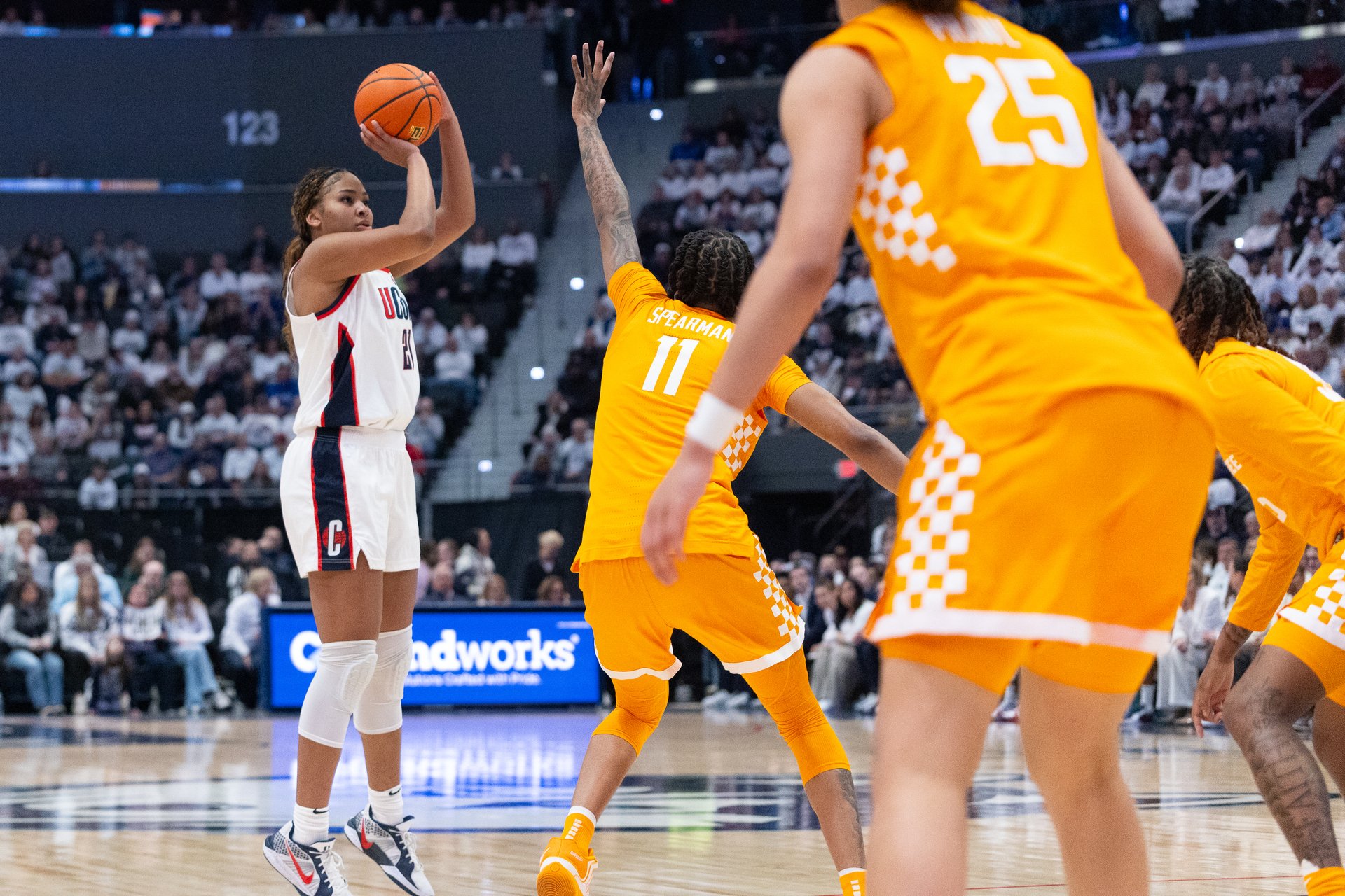 Chasing Perfection: UConn gets exactly what it needs in win over Tennessee
