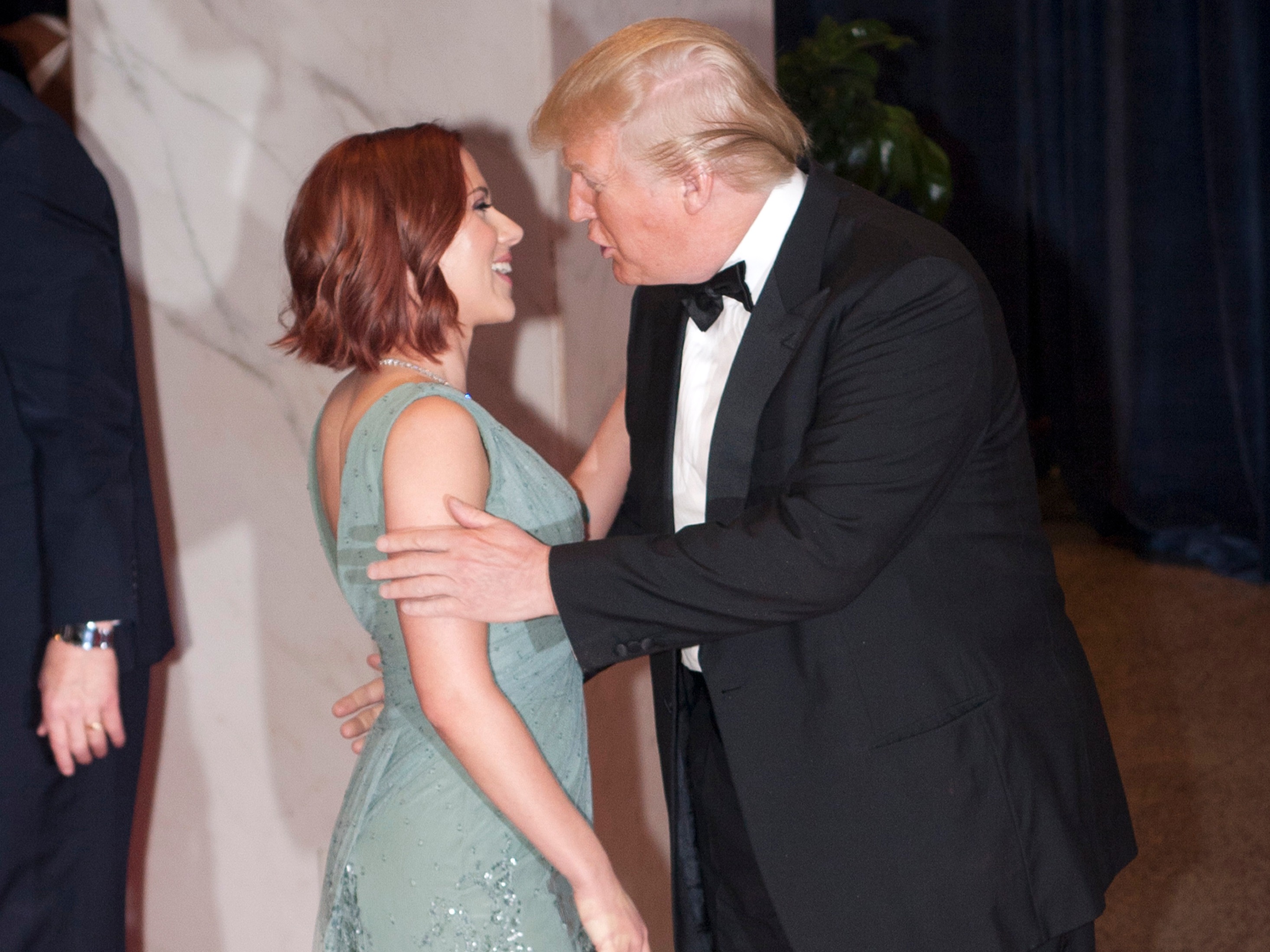 🔎 WHCD Battle For Big Names; NYT AI Fight; Air Puck’s Phishy Business