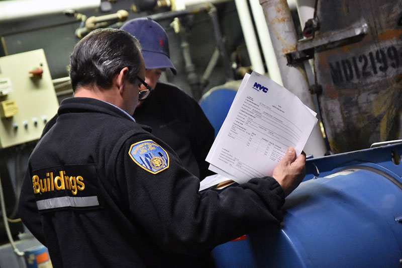 WHAT HAPPENS WHEN AN OPERATOR CITY IS GOVERNED BY POLICY PROFESSIONALS