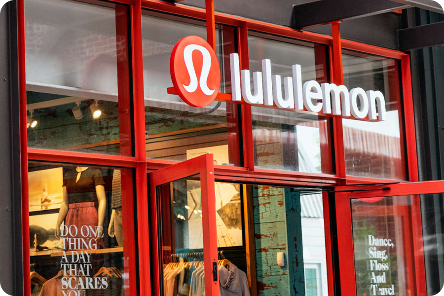 📉 What the Hell Happened to Lululemon? 