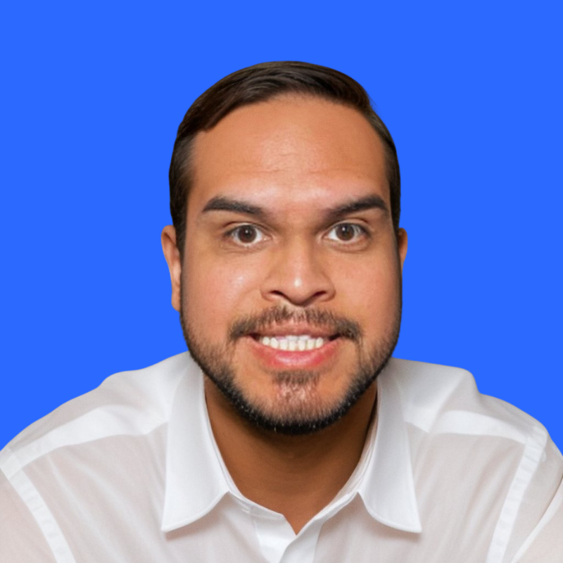 Peter Llontop | Stand Out Online