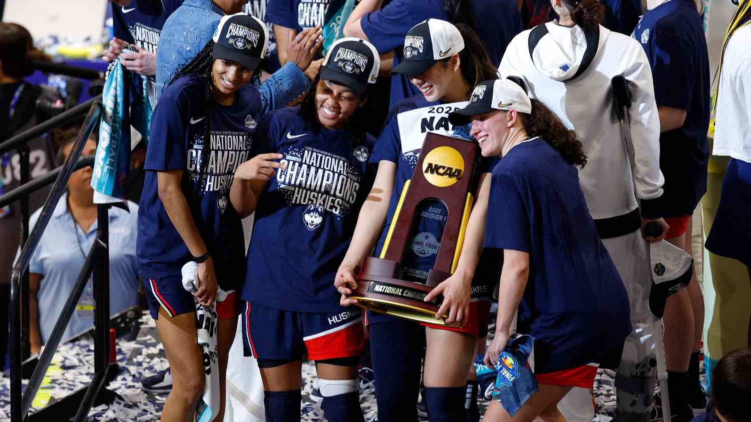 Celeb Shot: Where Do We Dream of Hoops When We’re Not Sleeping?