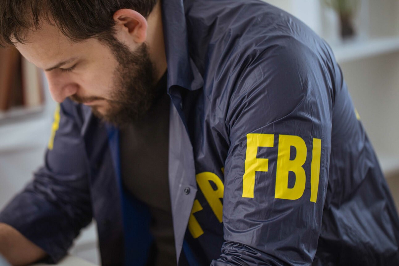 FBI Raids Trump’s Mar A Lago Residence