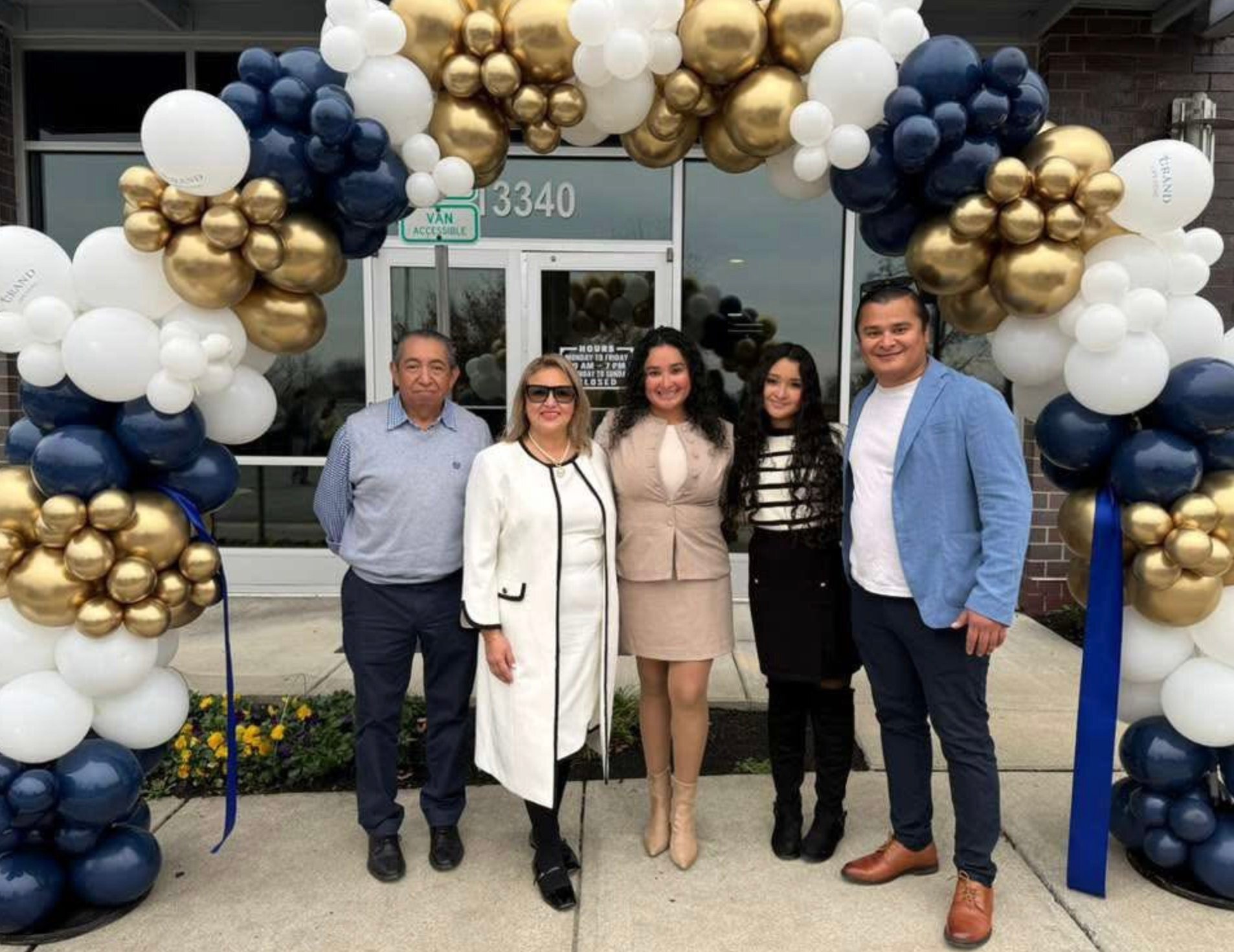 Business Boom, Hawaii Winner + Turkey Trot Time! 🦃