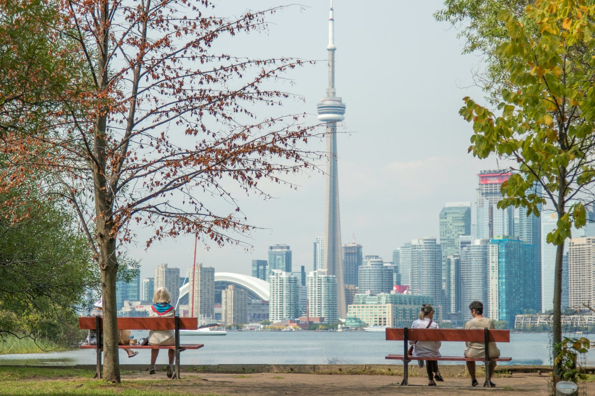 Why Toronto Ranks Among Canada’s Most Romantic Urban Destinations for Couples