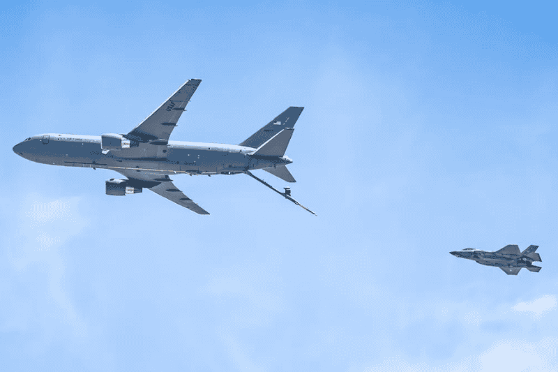 Logan Airport podría reducir vuelos