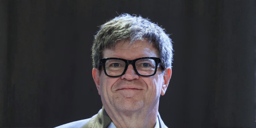 40% of seed and Series A dollars are already in $100M+ rounds