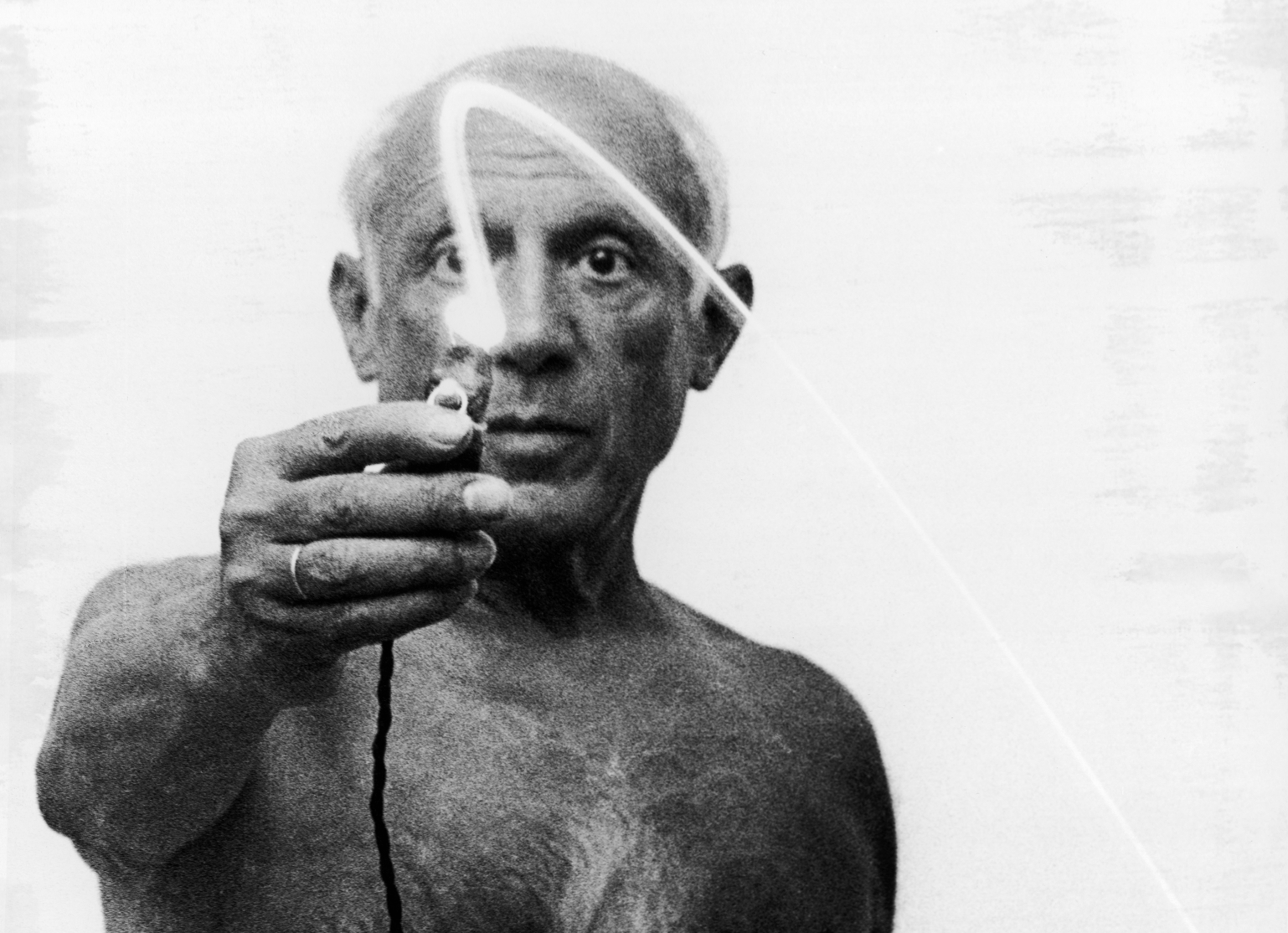 Picasso Painting With Light