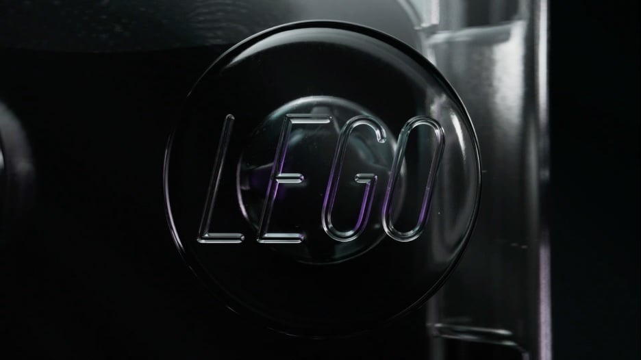 Deneyim Tasarımında Yeni Bir Dönem: LEGO "Smart Play" ve Phygital Devrim 