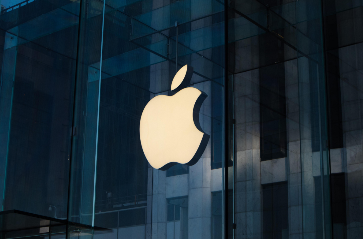Intel Hits All-Time High on Apple Foundry Deal Reports