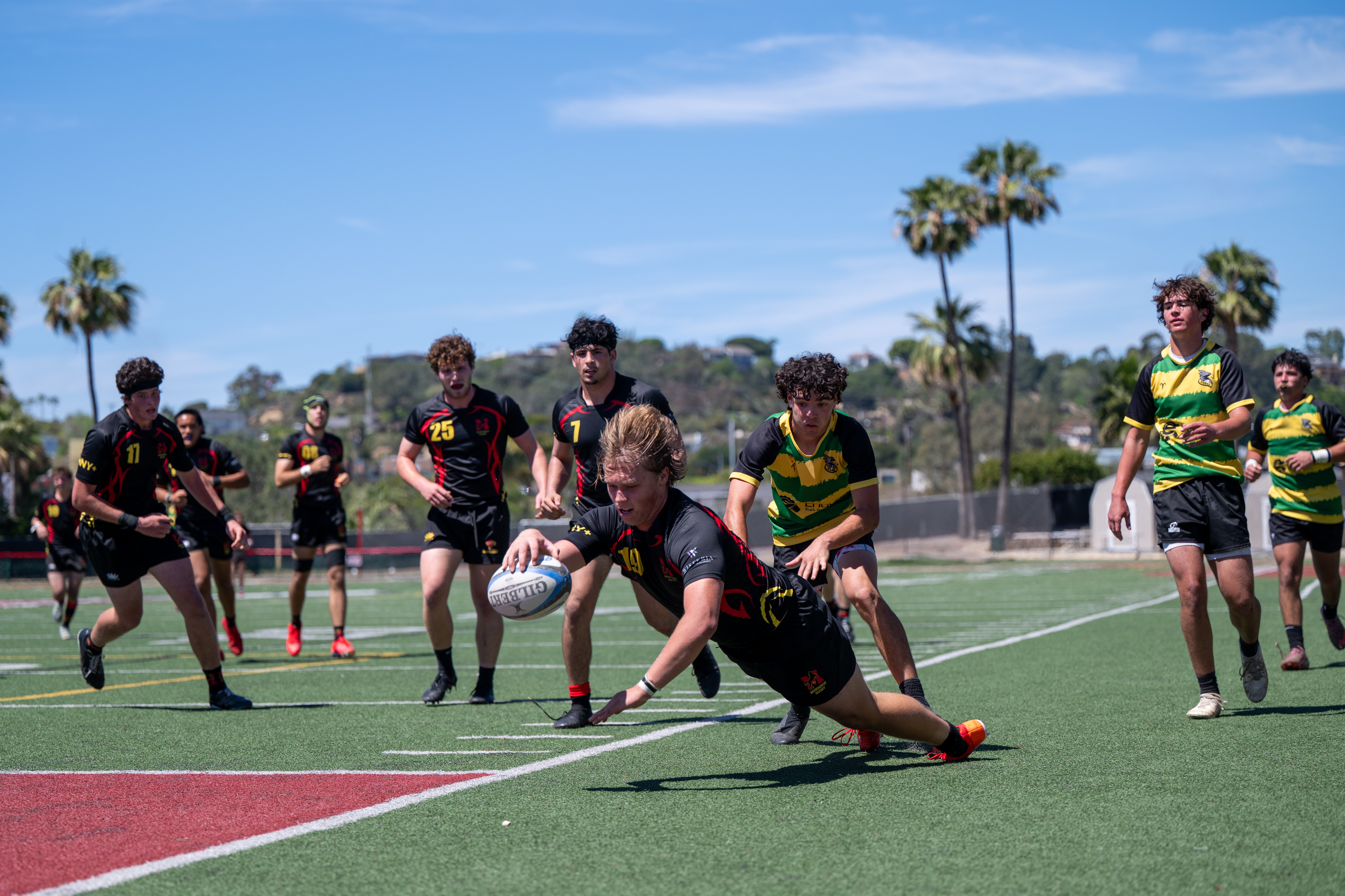 Mustangs top Carmichael 36–14 in NorCal vs SoCal clash