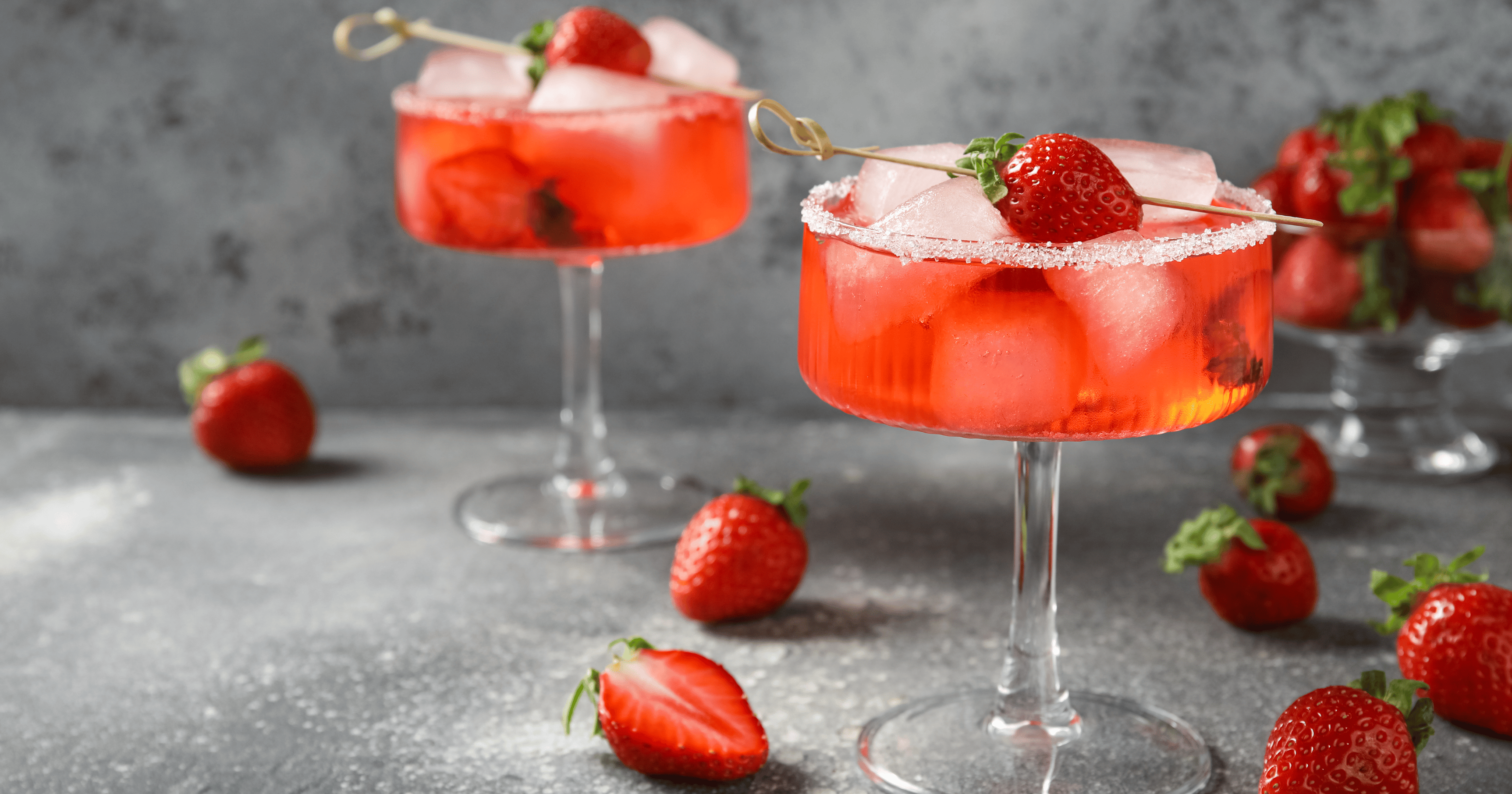 🍓A Local Favorite Just Shared a Winter Cocktail Recipe.