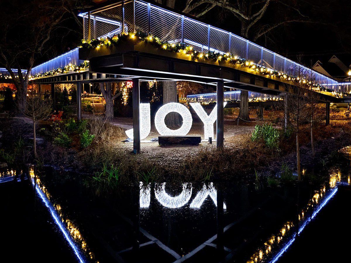 This Week in Raleigh: Happy Hannukah, Sad Hearts, Candlelight concerts, and holiday shows