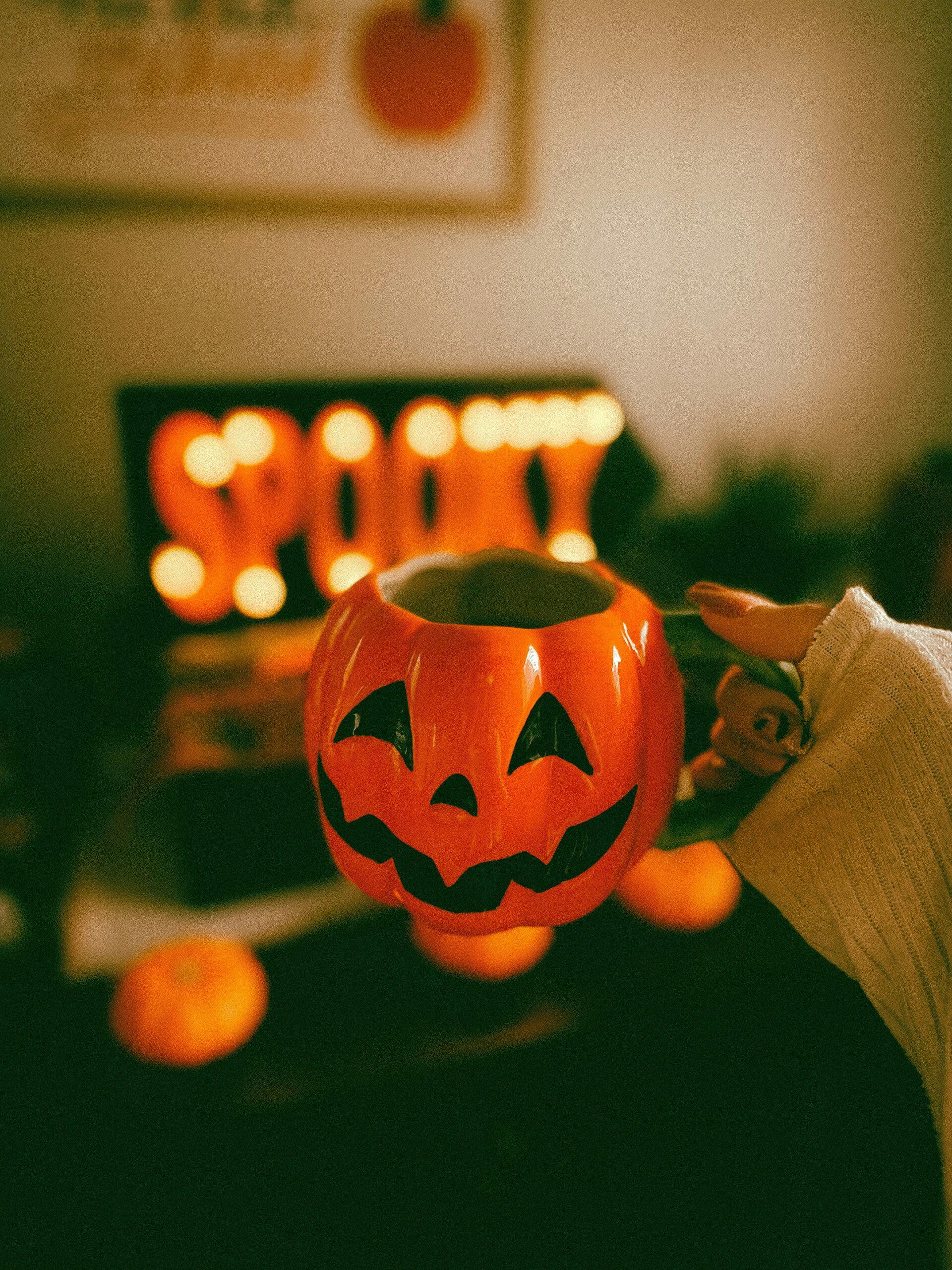 👻 We came to BOOst your week plans