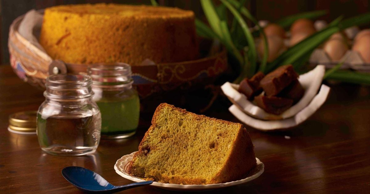 Cheng's 27  - $40 Ultra Luxury Chiffon Cake In Tiong Bahru