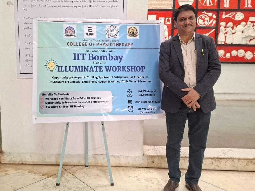 Shreekant Patil interacts at Startup and Entrepreneurship Workshop, Illuminate by IIT Bombay for Maratha Samaj College of Physiotherapy