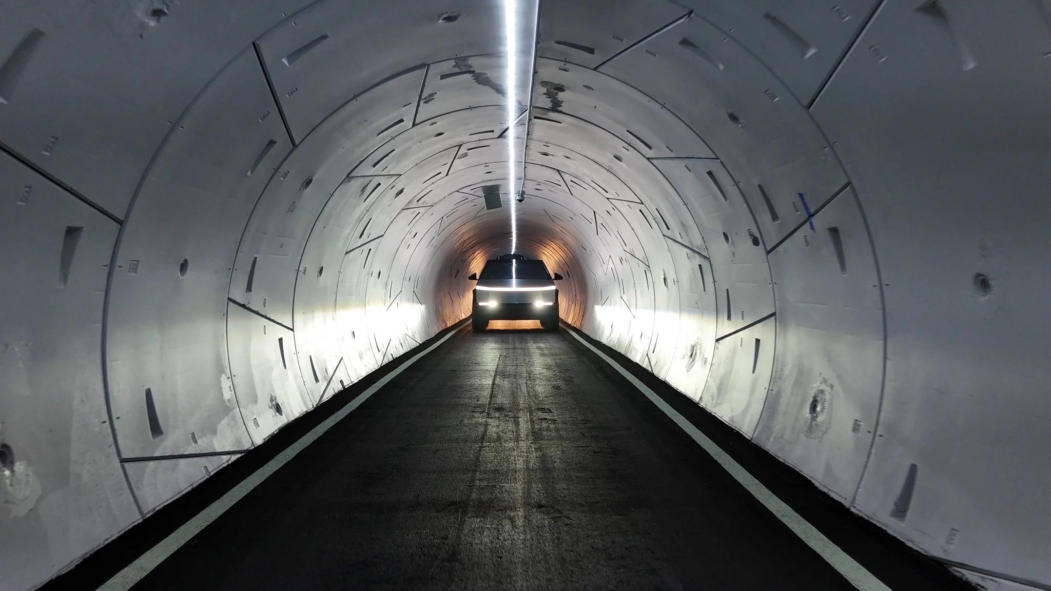 🚇 Elon’s tunnel, Cuba’s doctors